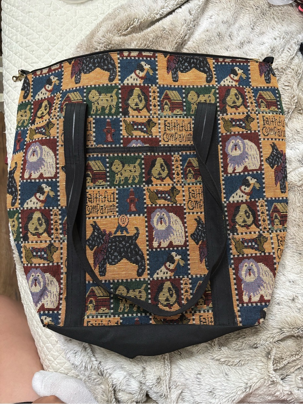 Faithful companion bag